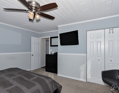 533 Bobby Lane - Photo Thumbnail 17