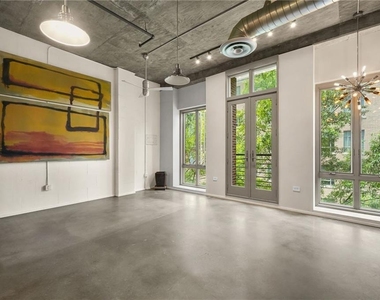 123 Luckie Street Nw - Photo Thumbnail 7
