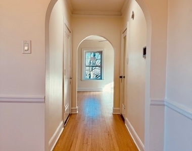 8944 Kilpatrick Avenue - Photo Thumbnail 11