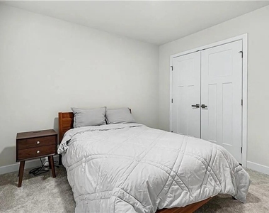 136 Salt Lake Lane Lane - Photo Thumbnail 16