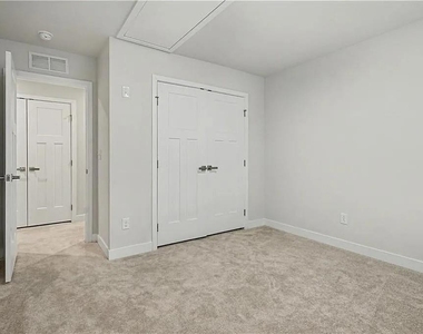 136 Salt Lake Lane Lane - Photo Thumbnail 21