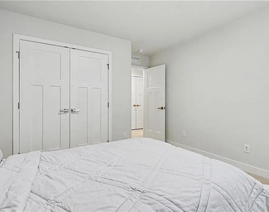 136 Salt Lake Lane Lane - Photo Thumbnail 14