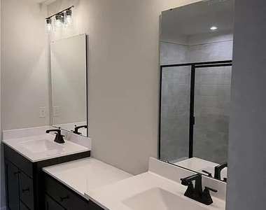 360 Salt Lake Lane Lane - Photo Thumbnail 13
