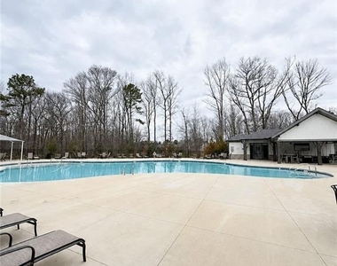 360 Salt Lake Lane Lane - Photo Thumbnail 19