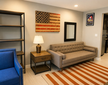 2137 W Rice Street - Photo Thumbnail 2