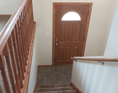 5420 Hillside Drive - Photo Thumbnail 10