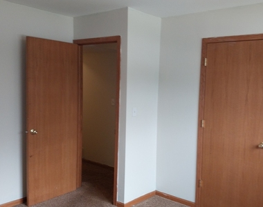 5420 Hillside Drive - Photo Thumbnail 19