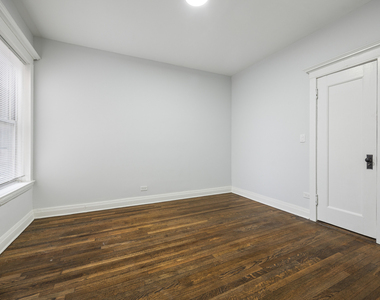 5439 S Indiana Avenue - Photo Thumbnail 14