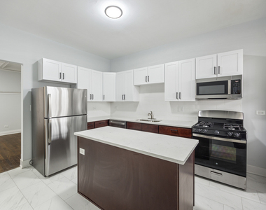 5439 S Indiana Avenue - Photo Thumbnail 7