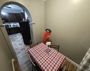 2532 S Albany Avenue - Photo Thumbnail 11