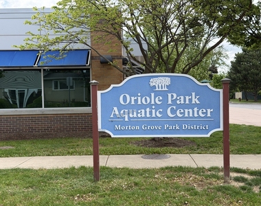 8908 Ozark Avenue - Photo Thumbnail 24