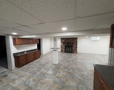 8908 Ozark Avenue - Photo Thumbnail 15