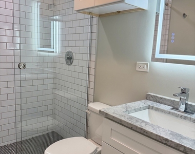 4730 W Grace Street - Photo Thumbnail 8