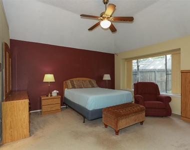 16410 Salinas Lane - Photo Thumbnail 15