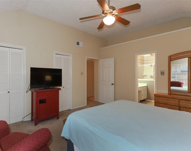 16410 Salinas Lane - Photo Thumbnail 14