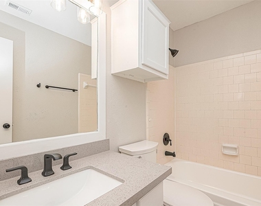 9247 Autumnsong Drive - Photo Thumbnail 31