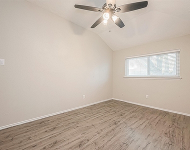 9247 Autumnsong Drive - Photo Thumbnail 35