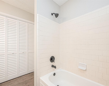 9247 Autumnsong Drive - Photo Thumbnail 39