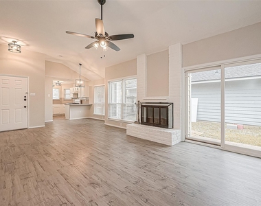 9247 Autumnsong Drive - Photo Thumbnail 10