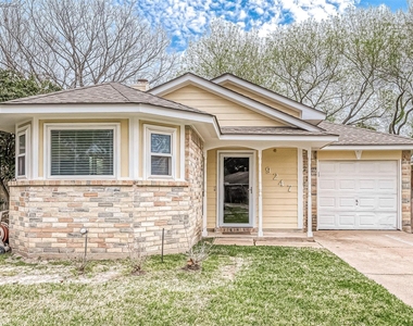 9247 Autumnsong Drive - Photo Thumbnail 1