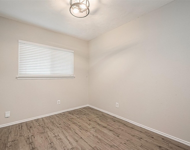 9247 Autumnsong Drive - Photo Thumbnail 28