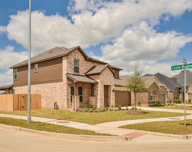 7826 Kenora Way - Photo Thumbnail 1