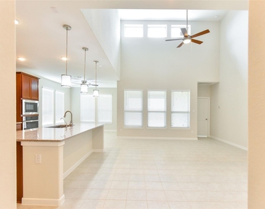 7826 Kenora Way - Photo Thumbnail 7