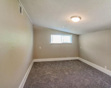 522 12th Avenue - Photo Thumbnail 12