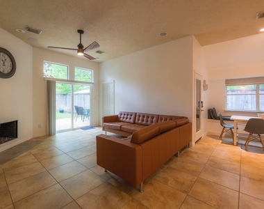 6 Avenswood Place - Photo Thumbnail 6