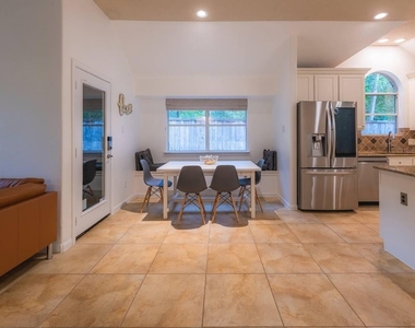 6 Avenswood Place - Photo Thumbnail 5