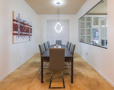6 Avenswood Place - Photo Thumbnail 2