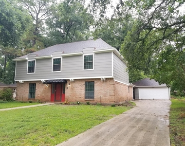 3911 Brightwood Drive - Photo Thumbnail 1