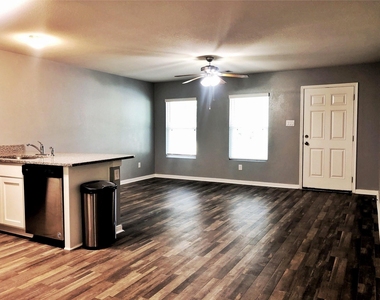 217 Cherry Tree - Photo Thumbnail 4