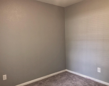 217 Cherry Tree - Photo Thumbnail 22