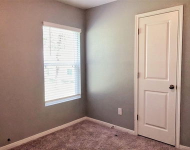 217 Cherry Tree - Photo Thumbnail 17