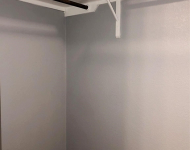 217 Cherry Tree - Photo Thumbnail 27