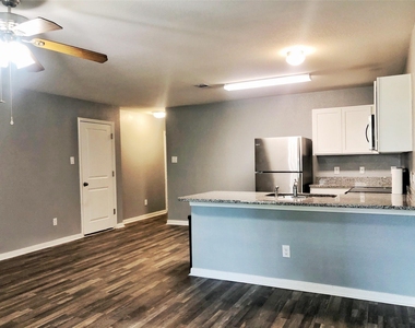 217 Cherry Tree - Photo Thumbnail 7