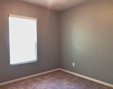 217 Cherry Tree - Photo Thumbnail 20