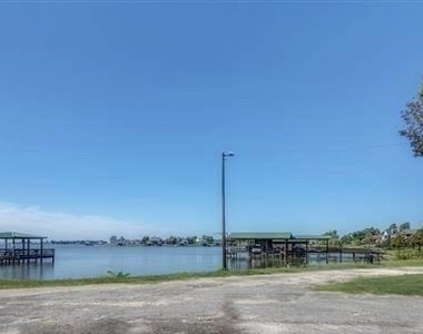 217 Cherry Tree - Photo Thumbnail 37