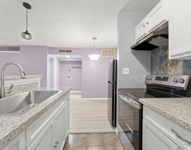 2121 Hepburn Street - Photo Thumbnail 5