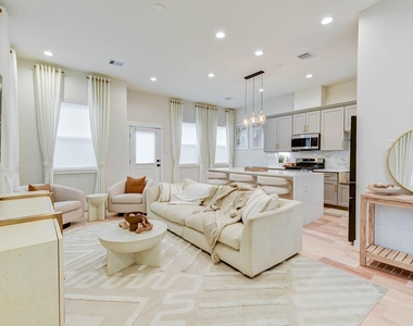5402 Wheatley Street - Photo Thumbnail 5