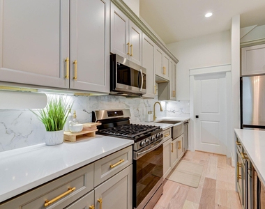 5402 Wheatley Street - Photo Thumbnail 10
