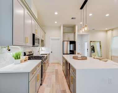 5402 Wheatley Street - Photo Thumbnail 9