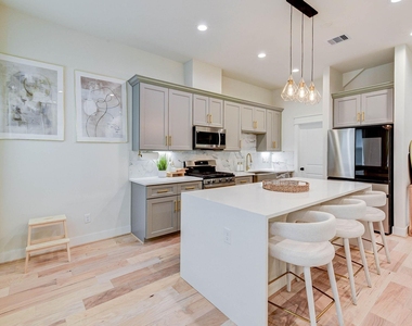 5402 Wheatley Street - Photo Thumbnail 7