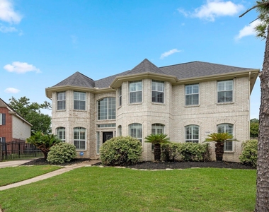 22911 Kimberwicke Court - Photo Thumbnail 2