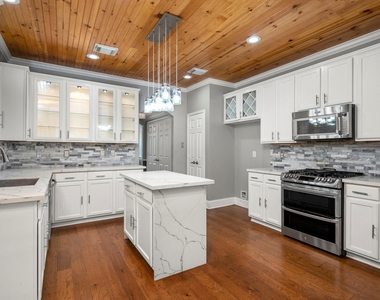 22911 Kimberwicke Court - Photo Thumbnail 11