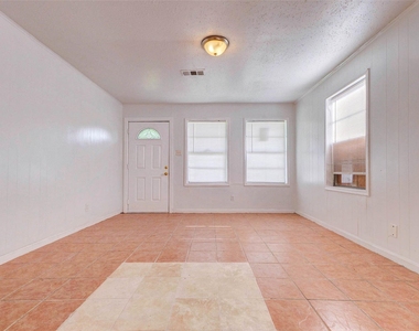 3513 Bloomfield Street - Photo Thumbnail 8