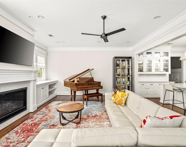 951 Euclid Street - Photo Thumbnail 16