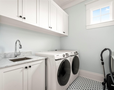 951 Euclid Street - Photo Thumbnail 29