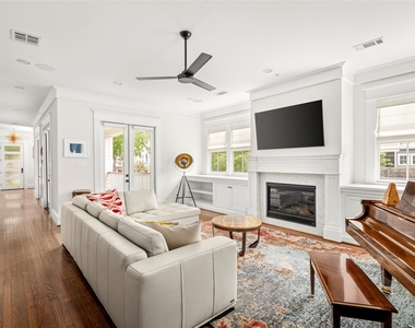 951 Euclid Street - Photo Thumbnail 20